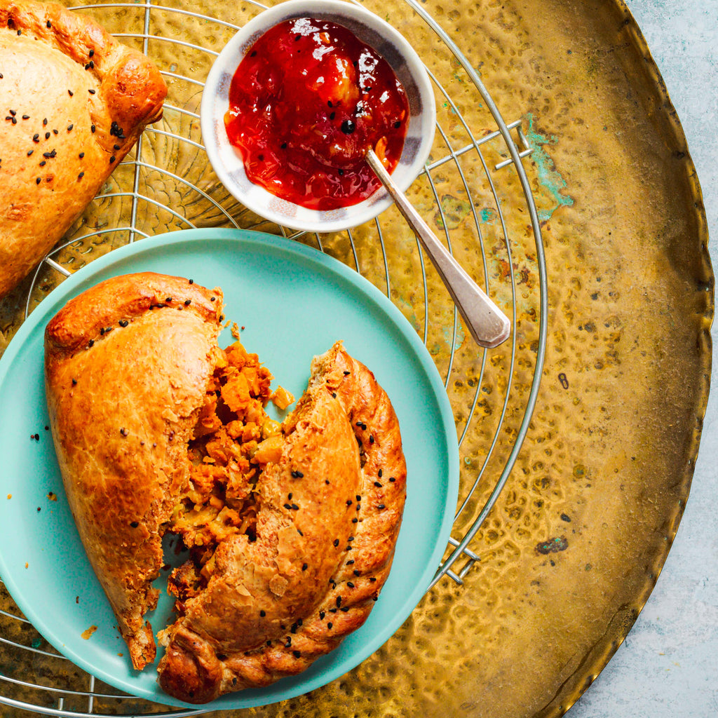 Original Ruby Murray Veggie Curry Pasty Box 8